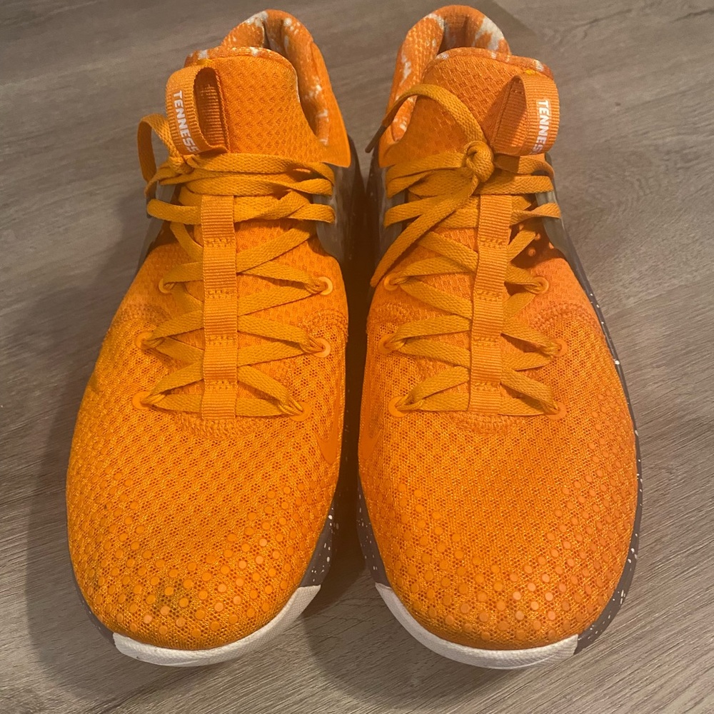 Tennessee Vols Nikes